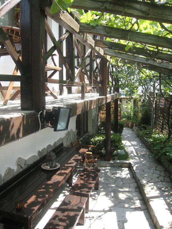 Guest House Voyno 도브리니쉬트 외부 사진